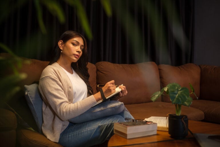 3 Subtle Habits Fueling Your Panic Attacks—Here’s How to Spot Them