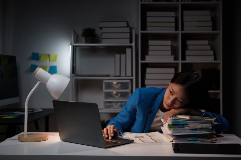 How Insomnia Affects Every Corner of Your Life